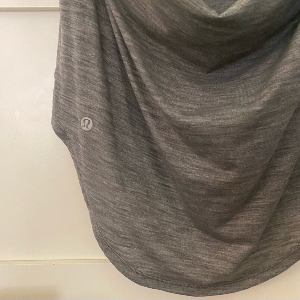 Lululemon tank top - Picture 3 of 5